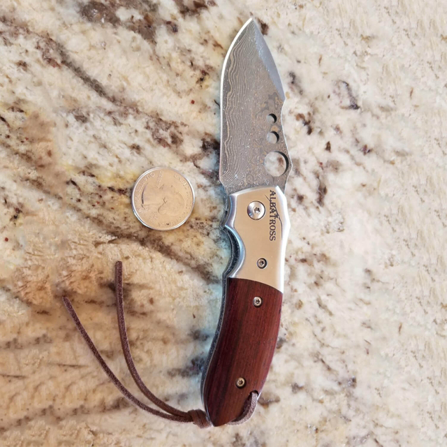 small damascus pocket knife everyday carry
